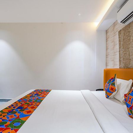 Fabhotel Prime Cloud 5 Studios Haiderabad Buitenkant foto