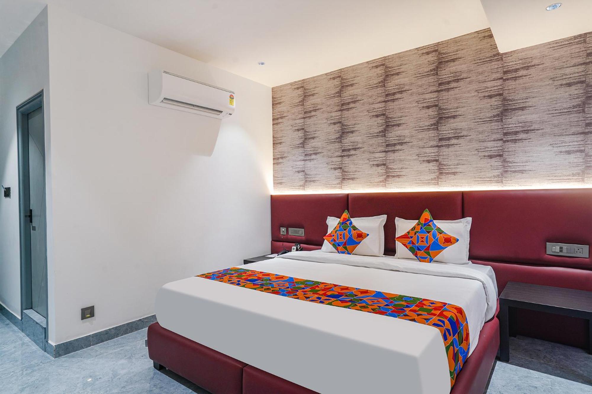 Fabhotel Prime Cloud 5 Studios Haiderabad Buitenkant foto